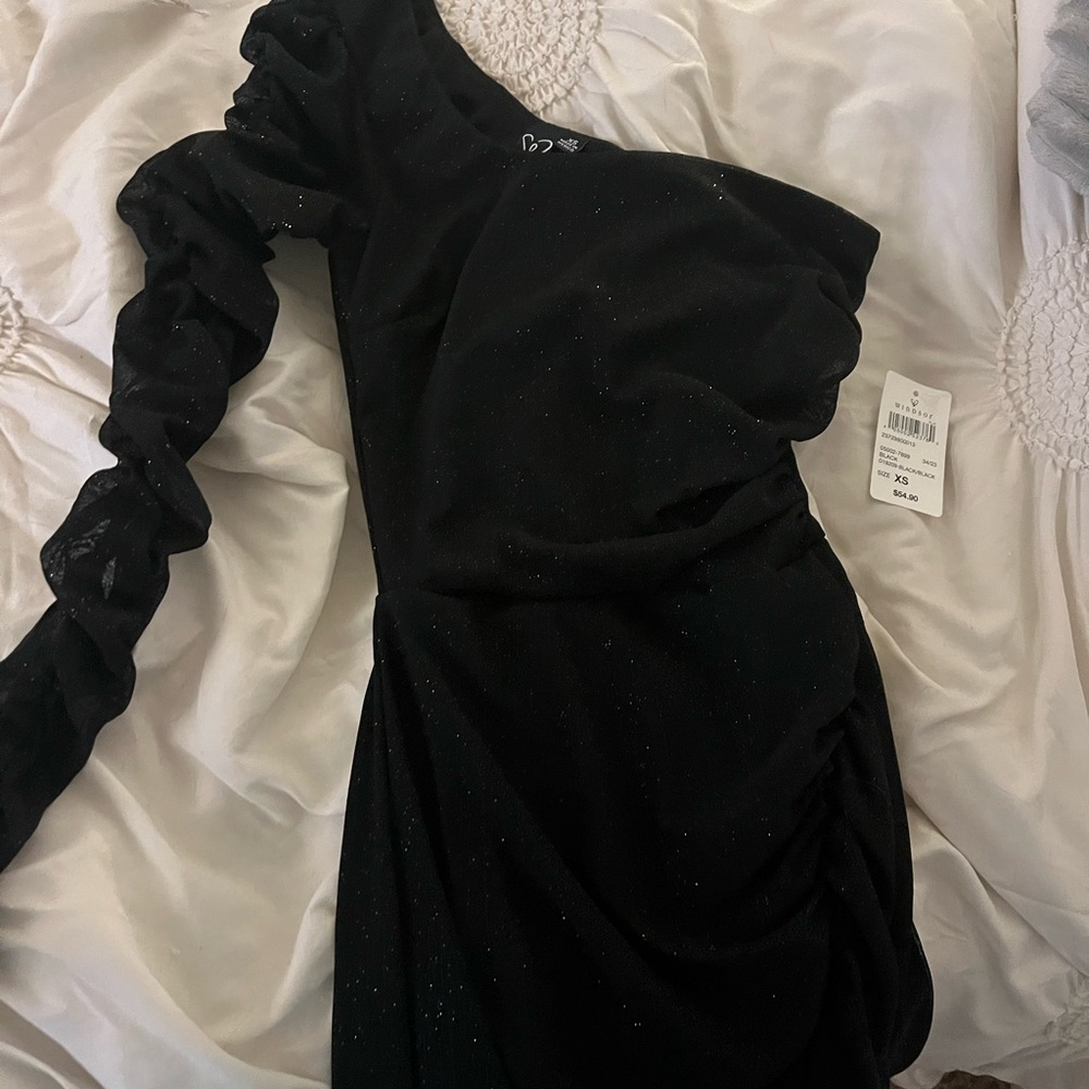 Windsor Black and White One Shoulder Puff Sleeve Bodycon Dress
